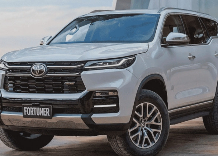 Toyota Fortuner 2026 Dibanderol Rp678 Juta: Hadirkan Interior Premium dan Hiburan Kursi Belakang