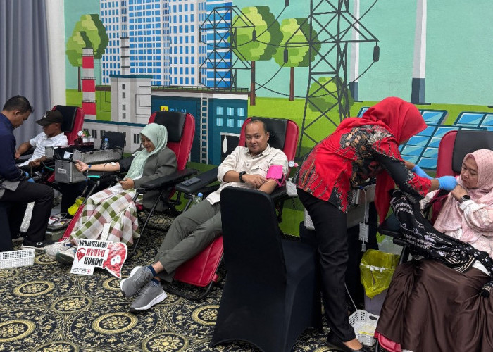 PLN UIP Sumbagsel Gelar Donor Darah dan Cek Kesehatan Gratis: Wujud Nyata BUMN Peduli Kesehatan & Kemanusiaan!