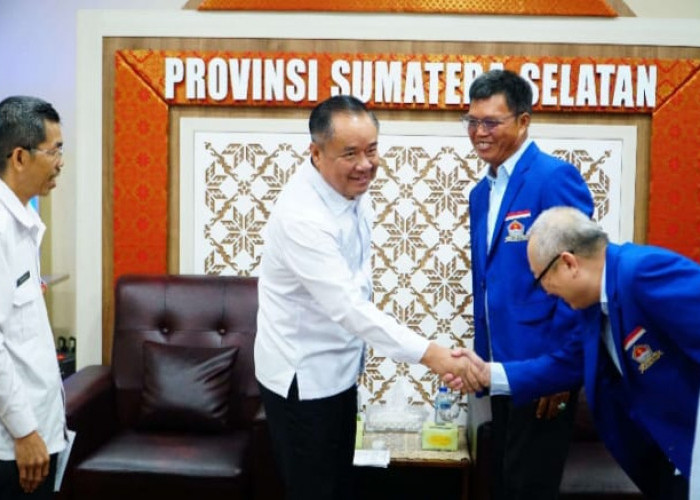 Nelayan Sumsel Bisa Senyum Lebar! Wagub Cik Ujang Janji Kebut Pembangunan TPI, Harga Ikan Bakal Stabil!