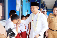 Jelang Ramadhan, Amri Mulai Distribusikan Buku Ramadhan, “Gratis” ke Sekolah SD dan SMP Kota Palembang