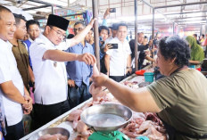 Prima Salam, Pantau Harga Sembako Jelang Ramadan di Pasar Sekip Ujung