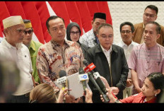 Presiden Prabwowo Kembalikan Status 2  Guru Asal Luwu Utara