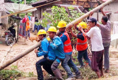 Tantangan Cuaca Ekstrem, PLN Siagakan Petugas Jaga Kelistrikan Andal selama Ramadan