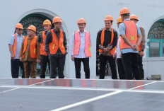 Ratu Dewa Resmikan PLTS di Masjid Agung, Berhasil Hemat Biaya Listrik Sampai 24 Juta Pertahun