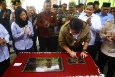 Gubernur Resmikan Jalan Sangaji Desa Pulau Harapan Senilai Rp 3,9 M