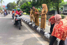 DWP Disnakertrans Muba Gelar Aksi Berbagi Takjil untuk Warga