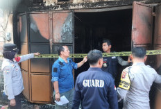 Korsleting Listrik! Diduga  Penyebab Terbakarnya Panti Pijit di Jalan Alamsyah Ratu Prawiranegara Palembanb