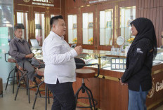 PT Pegadaian Kanwil III Sumbagsel Beri Hadiah Tabungan Emas di Hari Pelanggan Nasional