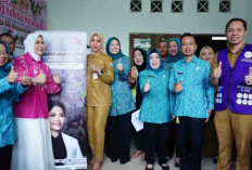 Ketua TP PKK Sumsel Feby Deru Ajak Ibu Rutin Bawa Balita ke Posyandu