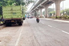 Jadi Langganan Parkir Truk Besar