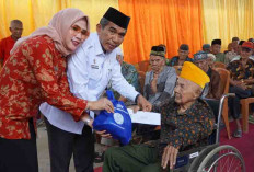 Jelang HUT RI, Pemkab OKI Gelar Aksi Peduli Veteran, Yatim, dan Lansia