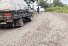 Cor Beton Tercecer di Jalan Bahayakan Pengendara