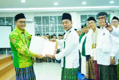 Momen Bangun Karakter, Moral, dan Spiritual Masyarakat