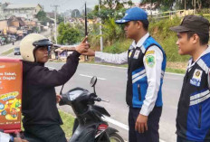 Puluhan Kendaraan Harus Putar Balik