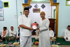 Pererat Tali Silaturrahim Pemkot dan Masyarakat, Wako Serahkan Bantuan di Masjid Salamun Sidorejo