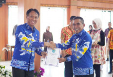 Serahkan DPA 2025, Pj Bupati OKI Tekankan Efisiensi dan Prioritas Anggaran