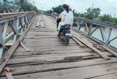 Jembatan Beli 'Ngeradak' Keramasan, Besi dan Kayu Pengikat Banyak Lepas