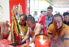 Kelenteng Wie Lieong Keng  Rayakan HUT Dewa Hian Thian Siong Te