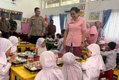 SPPG Polri Karang Raja Mulai Beroperasi dan Bagikan Seribu MBG