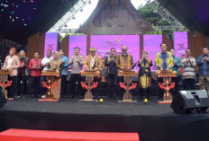 Danrem 043/Gatam Hadiri K-Fest Tahun 2024, Ajak Masyarakat Lestarikan Budaya Lampung