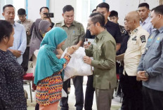 Pemkot Palembang Bagikan 1.800 Paket Sembako Di Tiap Kecamatan