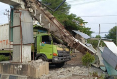 Gerbang Kota Pramulih Roboh