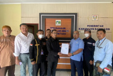 Masyarakat Se-Kenten Raya, menggandeng YLBH-GANTA KEADILAN SRIWIJAYA Somasi PDAM TIRTA BETUAH BANYUASIN