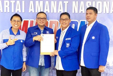 Terima SK dari DPP, Ervan Aziz Resmi Nahkodai DPD PAN OKU Selatan 2025–2030