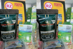 Pemilik Pempek RZ Lahat, Desi Kamal, Sajikan Oleh-oleh Khas Lahat