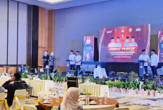 Kuasai Materi Debat, Fery Herly Lancar Jawab Pertanyaan Panelis