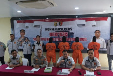 Polda Sumsel Bongkar Pabrik Miras Oplosan di Banyuasin, 2088 Ribu Botol Siap Edar Disita