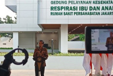 Jokowi Nilai akan Lebih Baik Jika Risma Mengundurkan Diri