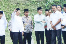Dorong Pengelolaan Air Minum Daerah OKU Selatan Tinjau Mata Air Jernih di Sindang Danau 