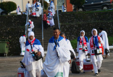 446 Jemaah Kloter 10 Menuju Jeddah, Satu Tertunda Karena Sakit 