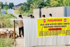 Jalan Umum Ditutup, Aktifitas Warga Terganggu