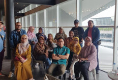 Penasaran Film Berbahasa Palembang, Puluhan Alumni Radio, Serbu Film Dulmuluk Dulmalik