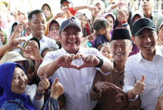 Gubernur Serahkan Rp 371 Miliar Akselerasi Pembangunan OKI