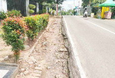 Siring di Depan Kampus PGSD Unsri Srijaya Rusak, Ganggu Pengguna Jalan