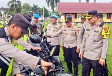 Bagikan Hibah Motor untuk Bhabinkamtibmas