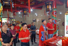 Kelenteng Tjeng Thio Keng Gelar Ritual Hut Dewa Jen Cu Cun Ong
