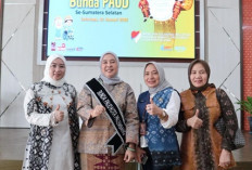 Dukung Wajib Belajar 13 Tahun, Dewi Sastrani Ratu Dewa Terima Penghargaan Bunda PAUD Sumsel