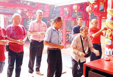Kelenteng Marga Huang Km 7 Gelar Sembahyang Cu ke Ni