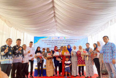 DPPKB OKU Timur Berikan Bantuan Makanan Bergizi