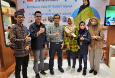 Tenun Tuan: Dari Warisan Keluarga Menuju Asa Pelestarian Budaya Palembang