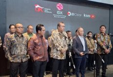  OJK Naikkan Batas Free Float Saham Jadi 15 persen bulan depan   
