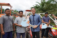 Petani Dapat Bantuan Alsintan