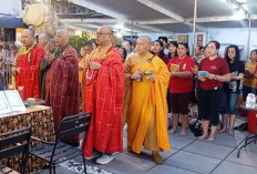 Ribuan Umat Buddha Rayakan  Ulambana di Vihara Amurwa Bhumi, Lampung: Momen Pelimpahan Jasa untuk Leluhur