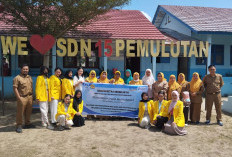 Bermain Sambil Belajar dengan Permainan Edukatif Berbasis Lingkungan di SD Negeri 15 Pemulutan