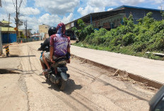 Cor Beton Telah Keras Sebagian, Warga Mananti Lanjutannya