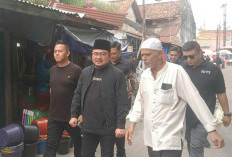 Wakil Walikota Terpilih Prima Salam Berikan Bantuan Kepada Korban Kebakaran 10 Ulu